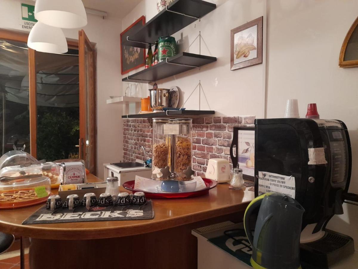 Bed&Breakfast Giardino Agritourist Controguerra Exterior foto