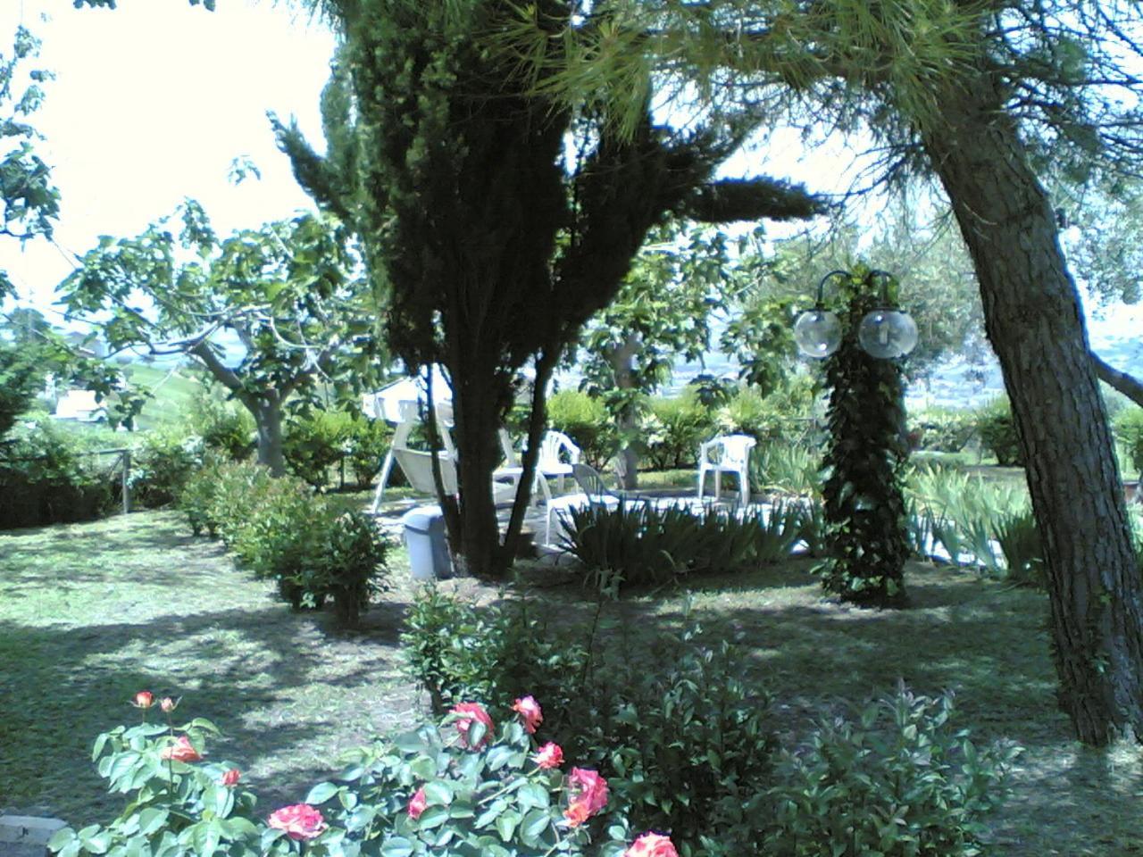 Bed&Breakfast Giardino Agritourist Controguerra Exterior foto
